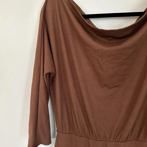 Women's 3/4 Sleeve Brown Ribbed Draped Neck Dress with Cinched Waist GUC - Picture 3 of 7
